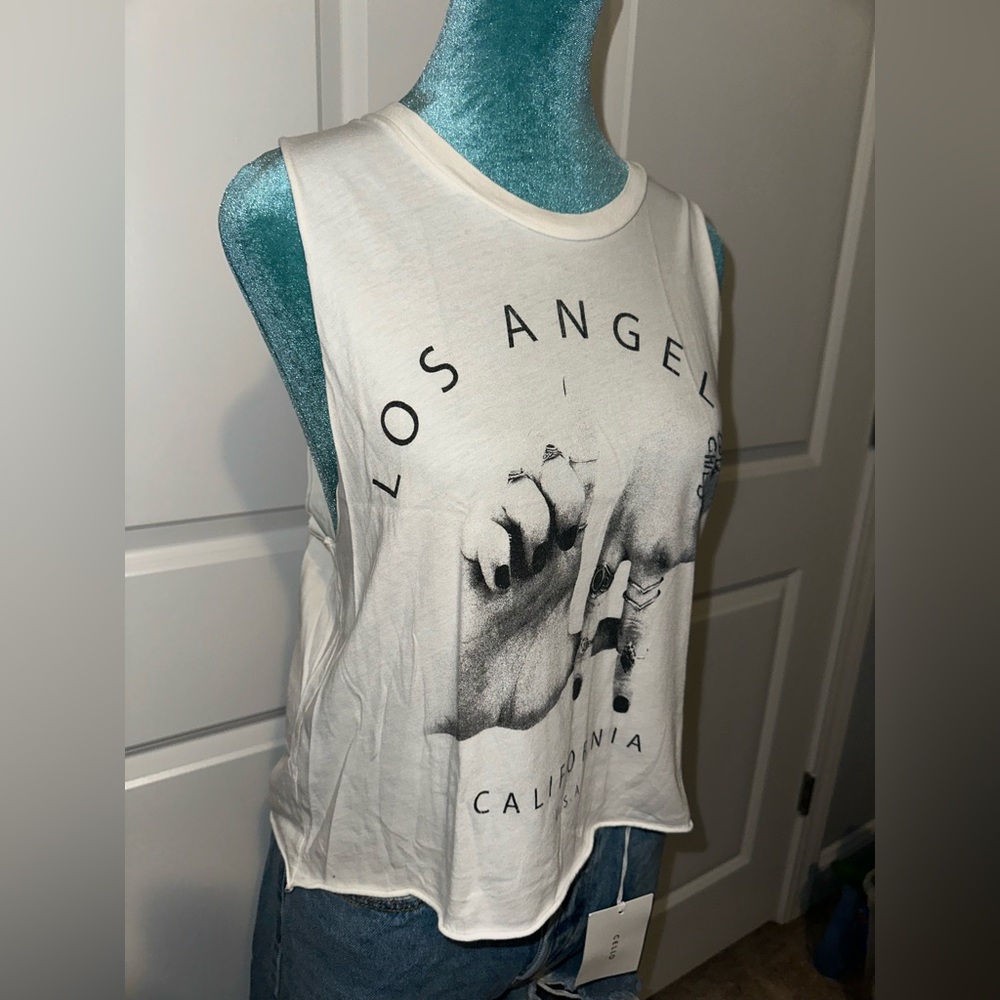 Graphic Tank ๐โจ - Picture 4 of 6